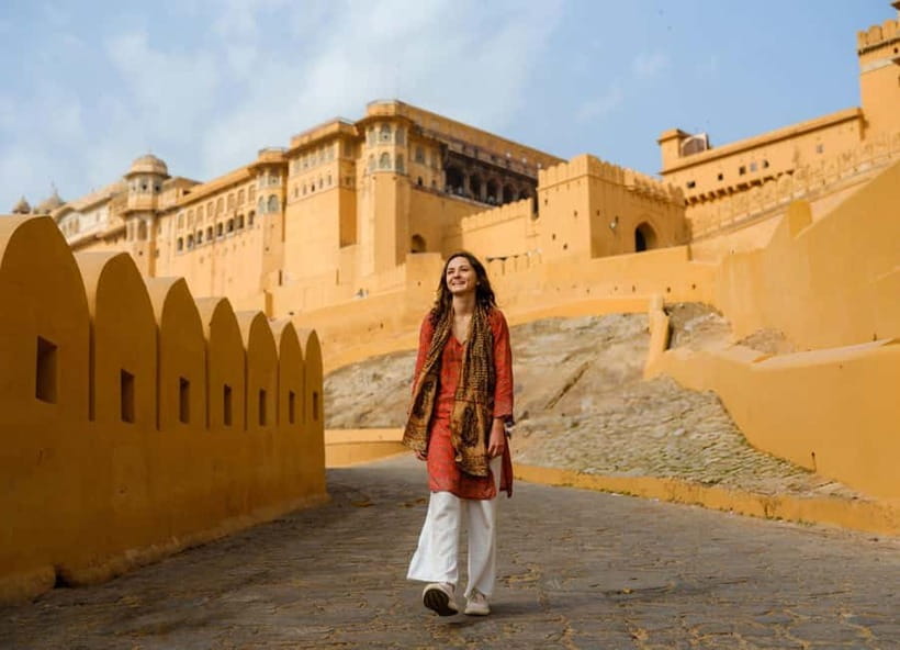 From Delhi: Private Full-Day Jaipur Highlights Tour - Jal Mahal: the calm detour that breaks up the palace intensity