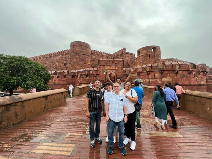 From Delhi: Private Taj Mahal, Agra Fort & Baby Taj Day Tour - Price and value: what $51 per person really buys