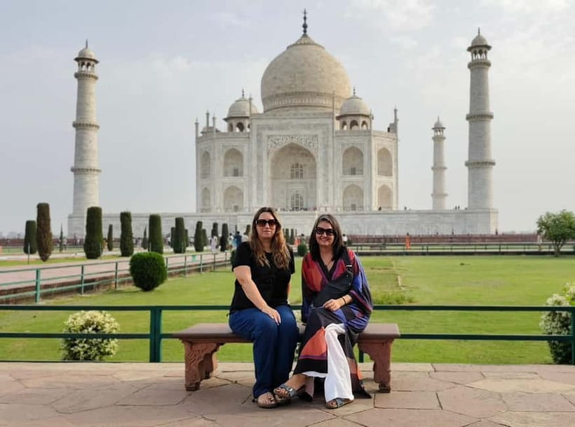 From Delhi: Private Taj Mahal & fatehpur Sikri Day Trip - Pickup and the road time reality check