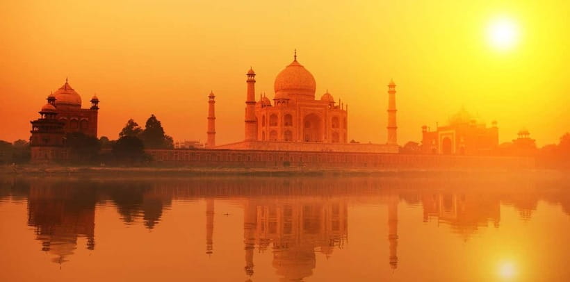 From Delhi: Same Day Priavte Taj Mahal Tour - Price and logistics: what you really get for your money