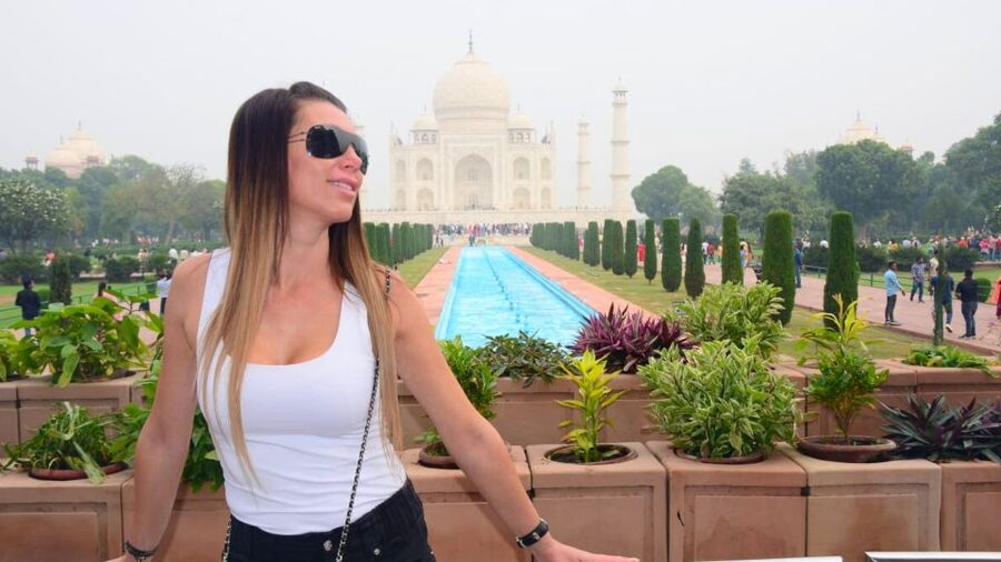 From Delhi: Same Day Taj Mahal & Agra Day Tour by Car - Who this Taj + Agra day tour is best for