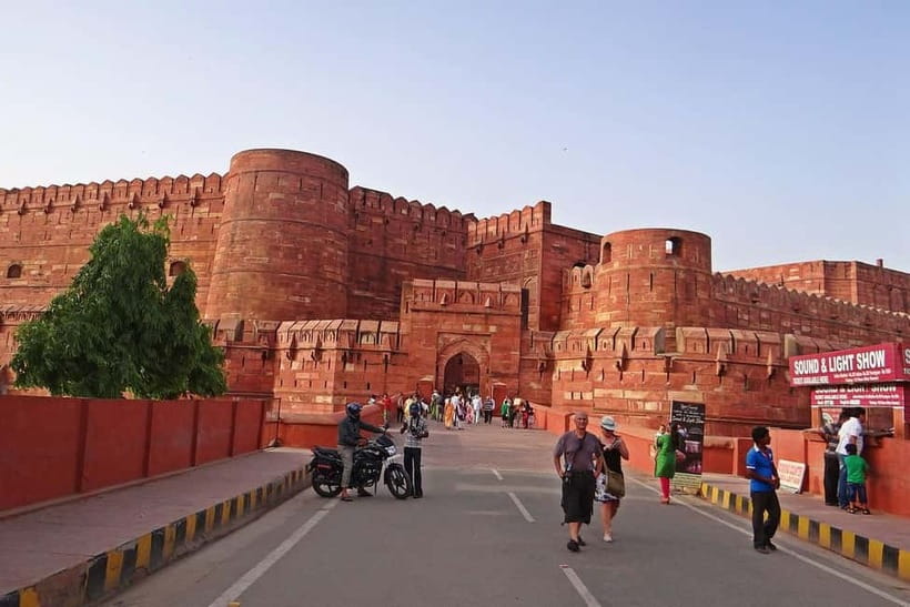From Delhi: Taj Mahal & Agra Fort Private Day Tour By Car - Key things that make this Agra day run well