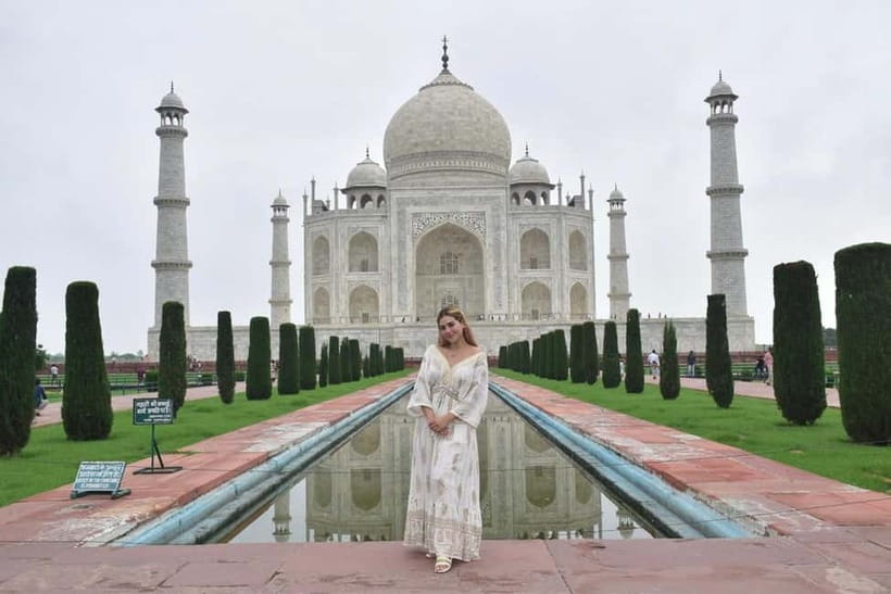 From Delhi: Taj Mahal & Agra Private Day Trip with Transfers - Agra Fort (UNESCO): Akbar’s Red Sandstone and Style Mix