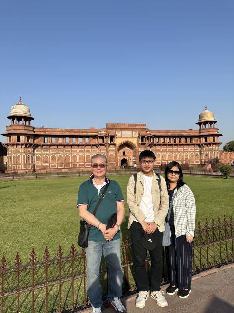 From Delhi : Taj Mahal and Agra Fort Tour By Private Car - Key things that make this tour work