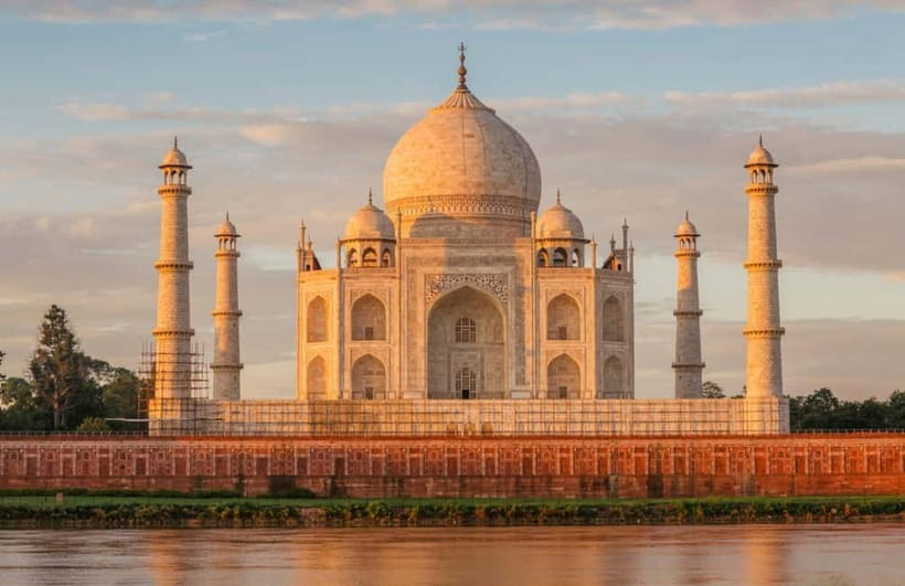 From Delhi: Taj Mahal Sunrise & Agra Fort Guided Day Trip - Wheelchair Access and What to Bring