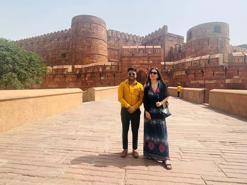 From Delhi: Taj Mahal Sunrise & Agra Tour with Tickets - Optional shopping in Agra markets (and how to not waste time)