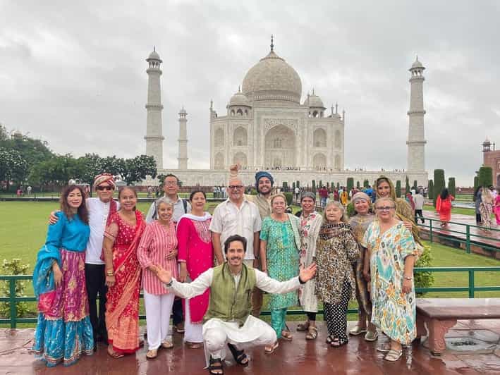 From Delhi: Taj Mahal Sunrise & Agra Tour with Tickets - Getting from Delhi (and avoiding the chaos)