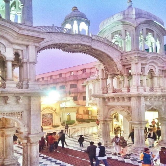From Jaipur: All Inclusive Taj Mahal & Agra Fort Day Trip - Price and value: what you really get for your money