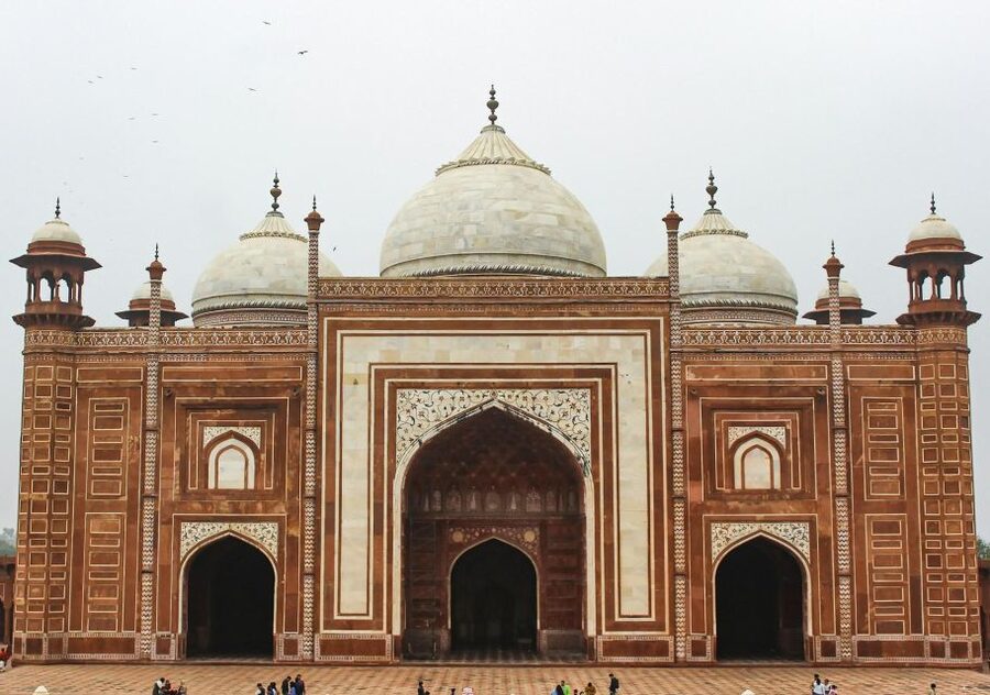 From Jaipur: Taj Mahal Sunrise Tour with Delhi Drop-Off - Shah Jahan and Mumtaz Mahal: what your guide is likely to explain