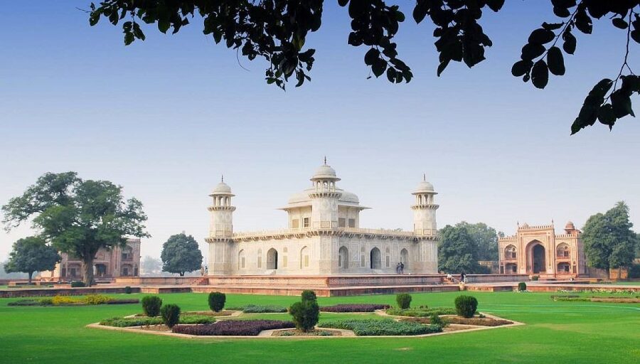 From Rishikesh: 2 Days Taj Mahal Agra Tour - Dawn at the Taj Mahal: Best Time, Best Use of Your Energy