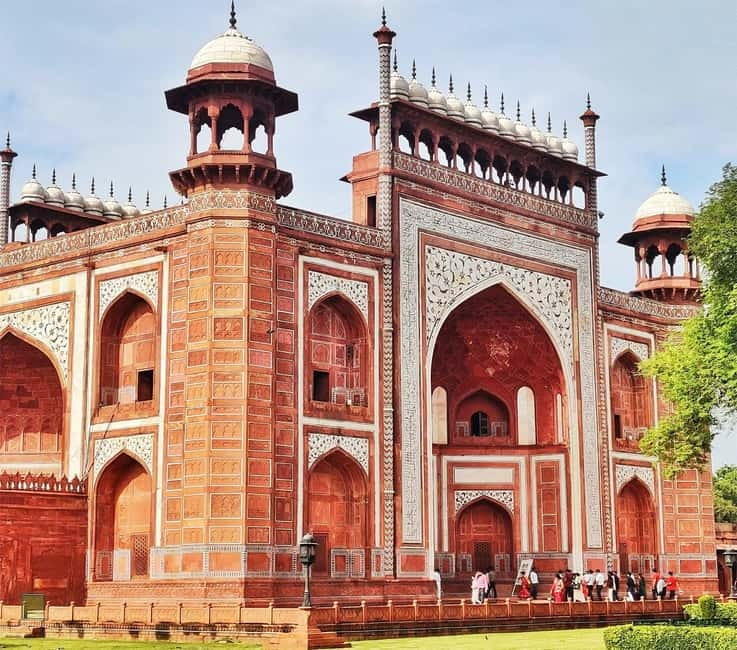 Full-Day Tour of Agra with Sunrise & Sunset at Taj Mahal - A possible marble-shop side stop: good learning, mixed fit