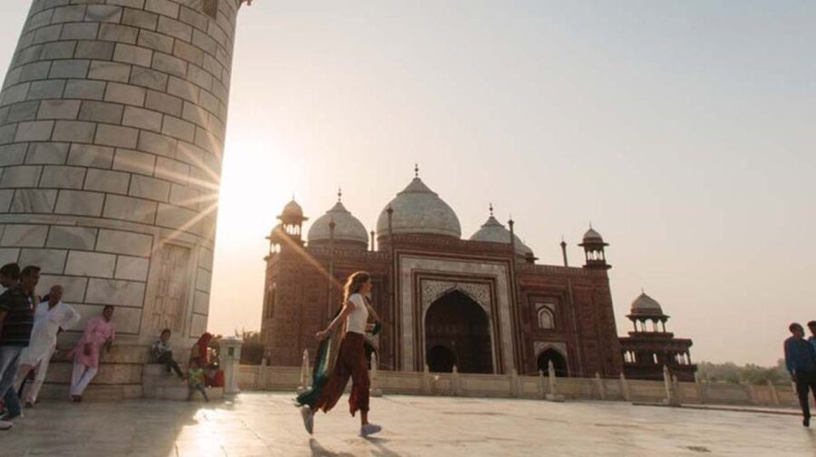 Guided Sunset Tour Of Taj Mahal with Skip-The-Line Entry - Should you book the sunset Taj Mahal tour?