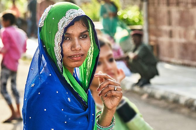 Gwalior Tour - Same Day Tour to Gwalior From Agra - Data Bandi Chhod Qilla Gwalior: the Sikh release story