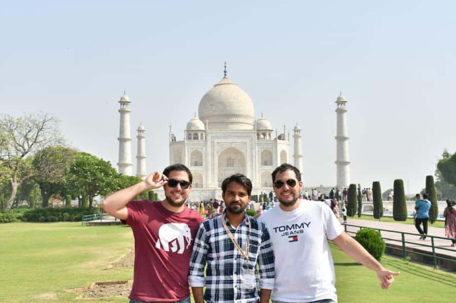 India: Premier High Value Taj Mahal Tickets with Transfers - Mughal Story 101: Shah Jahan, Mumtaz Mahal, and the 1632 Commission