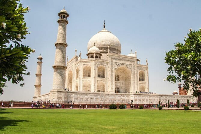 LOCAL Agra :Taj Mahal Sunrise / Sunset Private Tour by Car - Taj Mahal sunrise or sunset: what timing really changes