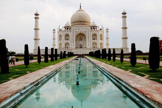 LOCAL Agra :Taj Mahal Sunrise / Sunset Private Tour by Car - What’s included (and where options can change the value)