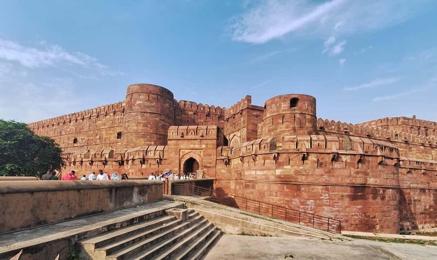 Luxury train tour from Delhi to Agra - Why this Delhi-to-Agra day trip works
