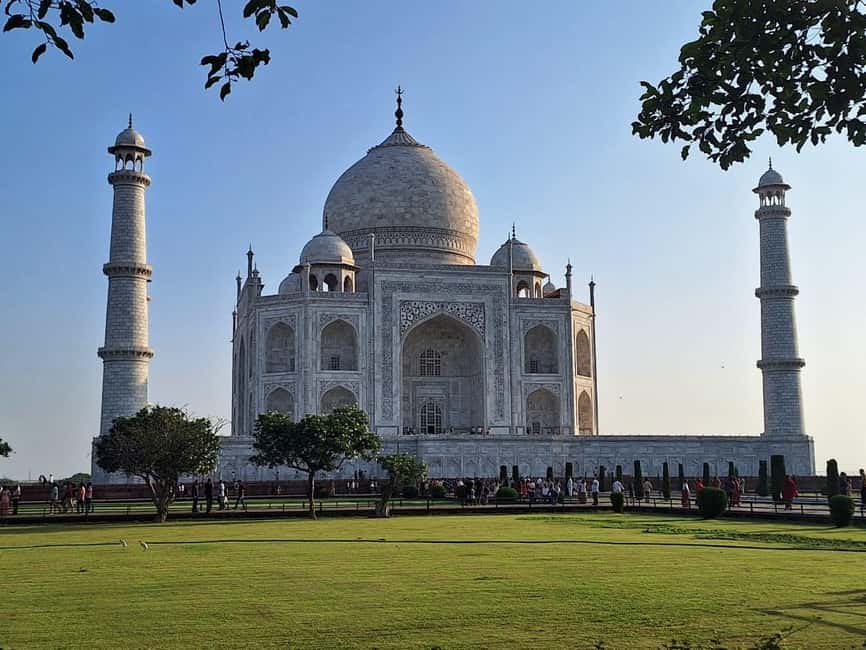 Luxury train tour from Delhi to Agra - Taj Mahal: guided time that helps you actually see it