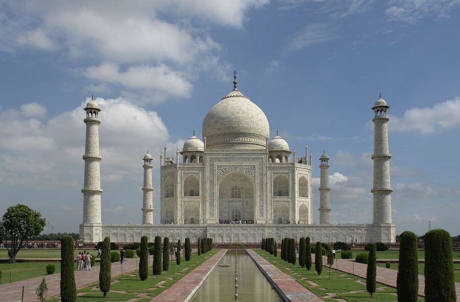 Luxury train tour from Delhi to Agra - The schedule: your day from 6:00 AM to back in Delhi