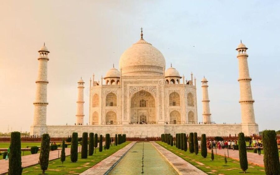 Mumbai to Agra Taj Mahal Tour: Same-Day or Multi-Day - When to go and what to plan for before you arrive