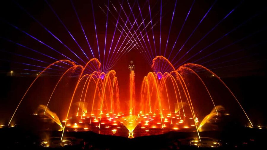 New Delhi: Akshardham Temple Tour with Water and Light Show - Sahaj Anand Water Show: Lasers, Water Jets, and a Short Story You Can Follow