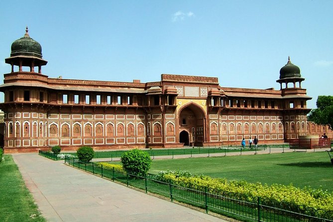 Official Tour Guide For Sunrise Taj Mahal and Agra Fort Tour - Price and what you really get for $9