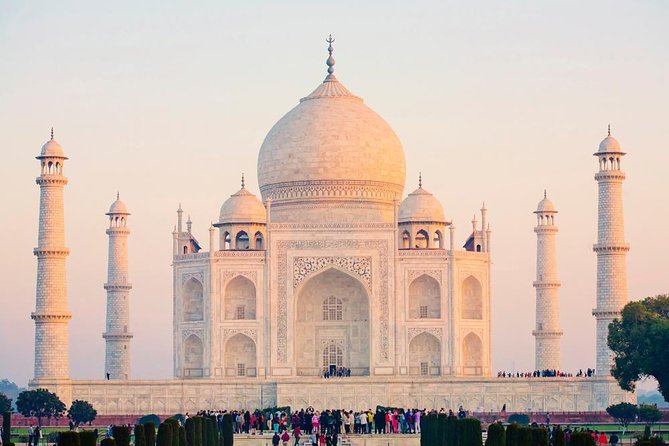 Official Tour Guide For Sunrise Taj Mahal and Agra Fort Tour - Who this tour suits best (and who should think twice)