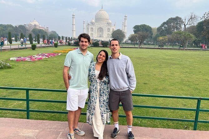 Private Agra Tour to TajMahal from Delhi by Car - A same-day Delhi to Agra car trip that actually feels doable