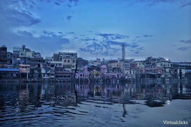 Private Exclusive Mathura & Vrindavan Tour from Agra (All-Inclusive) - Pickup from anywhere in Agra, then temples on rails
