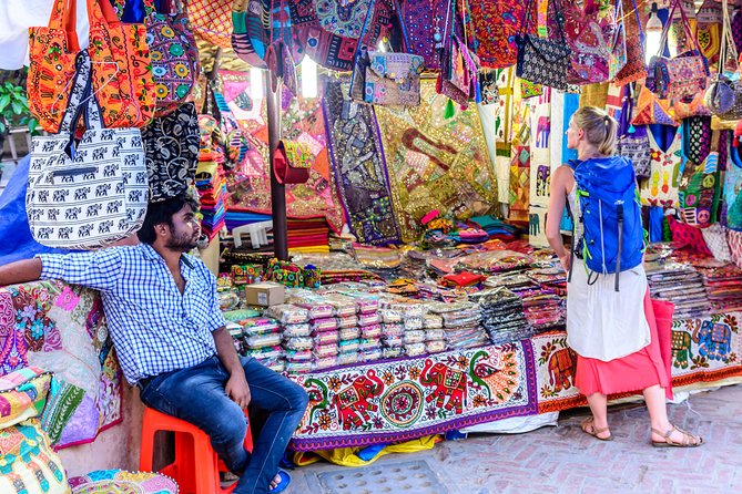 Private Old Delhi Walking And Tasting Guided Tour - The “private” feel: what you can realistically expect