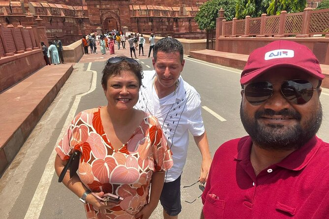 Private Taj Mahal city tour - Pickup in Agra: less time spent finding the van