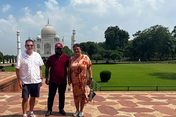 Private Taj Mahal city tour - Taj Mahal: what you’re really buying with a guide