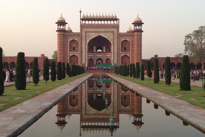 Private Taj Mahal Sunrise and Agra Fort Skip the Line Tour - Private car comfort: right-size vehicles for your group