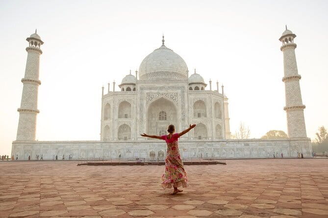 Private Tour of Taj Mahal, Agra Fort & Baby Taj with Agra Pick-up - Guide stories that actually stick: Kohinoor, Jahangir, Sherlock
