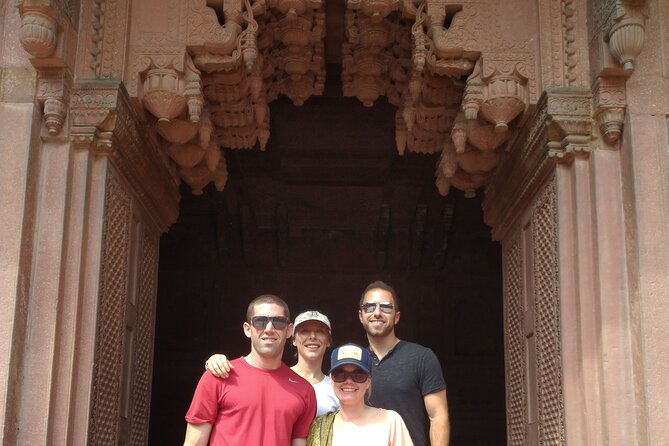 Private Tour of Taj mahal and Agra Fort with Guide & Entry Ticket - Agra Fort: why your guide matters more than you think