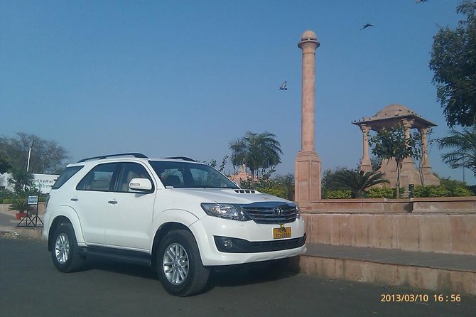 Private Transfer from Agra to Jaipur - Dropped Off Anywhere in Jaipur: A Real Convenience
