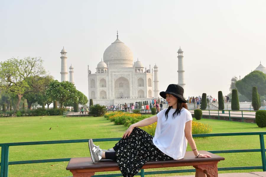 Same Day Agra/Taj Mahal Tour from Delhi – All Inclusive - Agra Fort at 11:30 AM: history with working views
