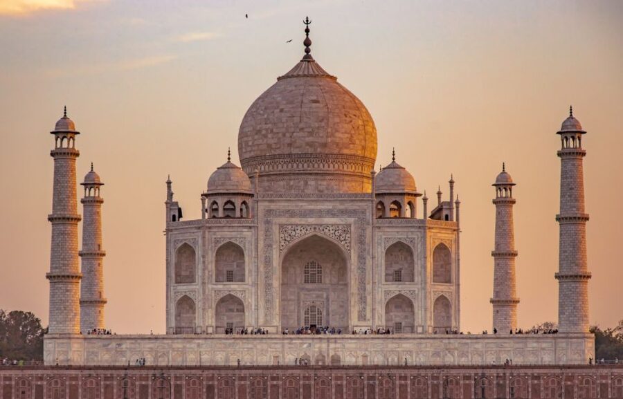 Same Day Incredible Taj Mahal Tour From Jaipur By Car - Price and Value: Is $104 Fair for a Private Same-Day Run?