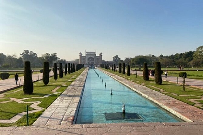 Skip The Line Private Taj Mahal & Agra Fort Day Tour By Car - Private pickup and an AC car that actually helps