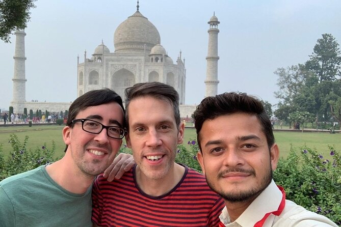 Skip The Line Taj Mahal & Agra Tour by AC Car From Agra - DoubleTree by Hilton Agra: lunch or breakfast without the scramble