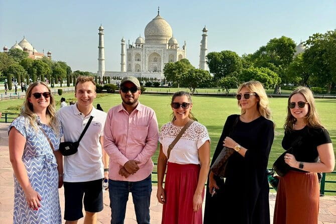 Skip The Line Taj Mahal Tour - Why skip-the-line access matters at the Taj Mahal