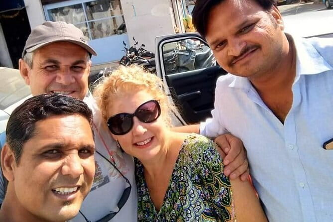 Stepwell & Fatehpur Sikri stops Agra to/from Sawai madhopur city - Quick Highlights