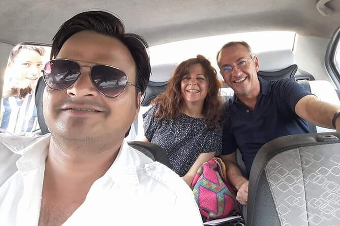 Stepwell & Fatehpur Sikri stops Agra to/from Sawai madhopur city - Pickup, Drops, and How the Two Stops Break Up the Drive