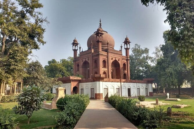 Sunrise Taj Mahal, Agra Fort, Red Taj and Moonlit Garden Private Tour - Quick hits to know