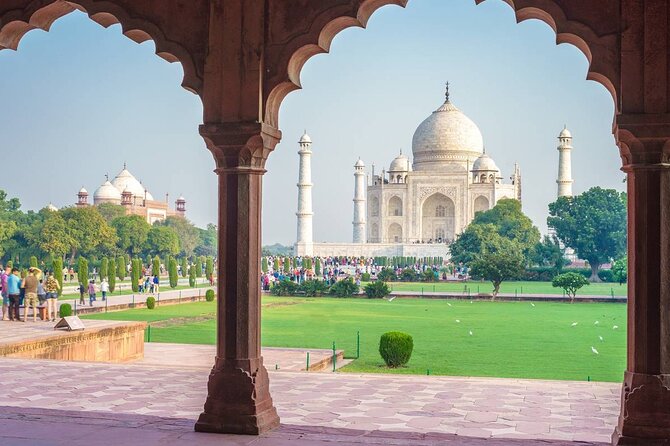 Sunrise Taj Mahal Tour with Agra Fort and Fatehpur Sikri - Hotel pickup, bottled water, and an air-conditioned ride