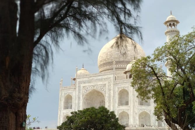 Sunrise tour of Taj Mahal with Guide - 5:00 am Taj Mahal sunrise: why this timing changes everything