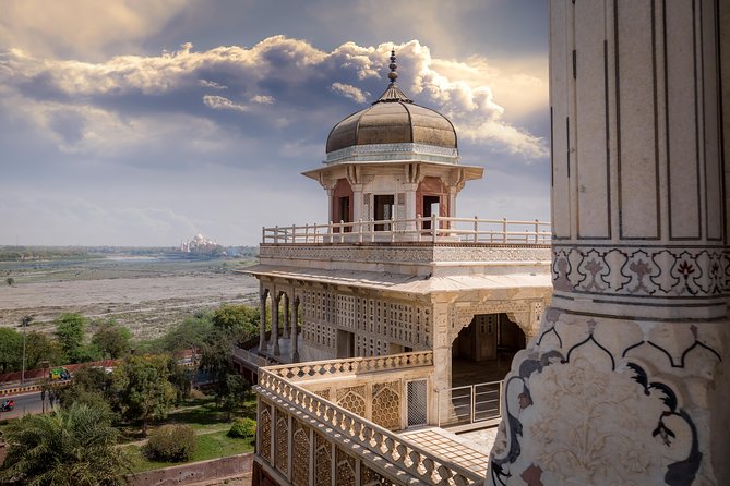 Taj Mahal, Agra Fort, Baby Taj & Mehtab Bagh Private City Tour - Price and logistics: why $24 can feel like a bargain