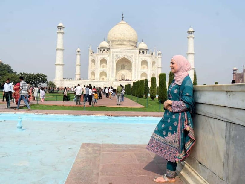 Taj Mahal & Agra Fort Private Tour with Lunch & Pickup - Price and value: why the $7 figure can be misleading in a good way