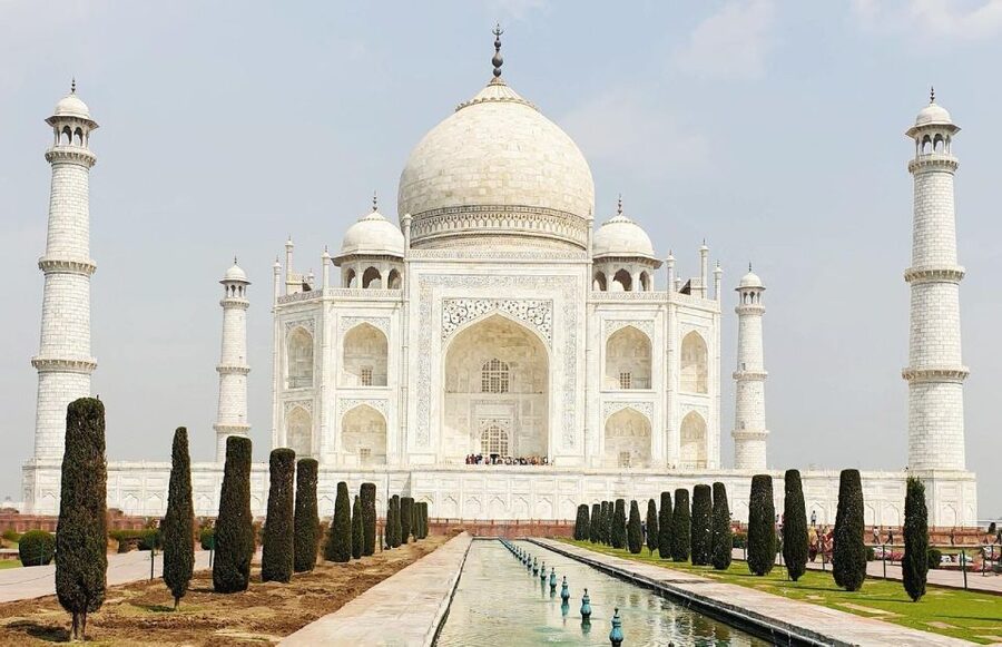 Taj Mahal & Agra Fort Private Tour with Lunch & Pickup - Photo help, timing, and small rules that save time
