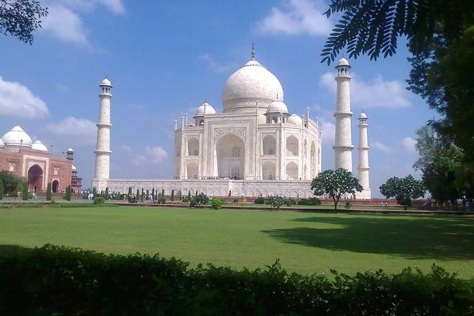 Taj Mahal by Tuk Tuk : A Local-Style Adventure - Mehtab Bagh and Sunset Across the Yamuna (If You Want the Extra View)